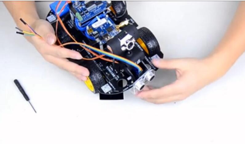 小R科技DS Robot ArduinoUNOR3/STM32 WiFi视频小车机器人超声波避障的安装
