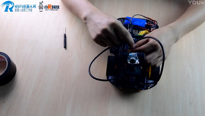 小R科技树莓派DSRobot WiFi视频小车机器人红外寻迹安装教程